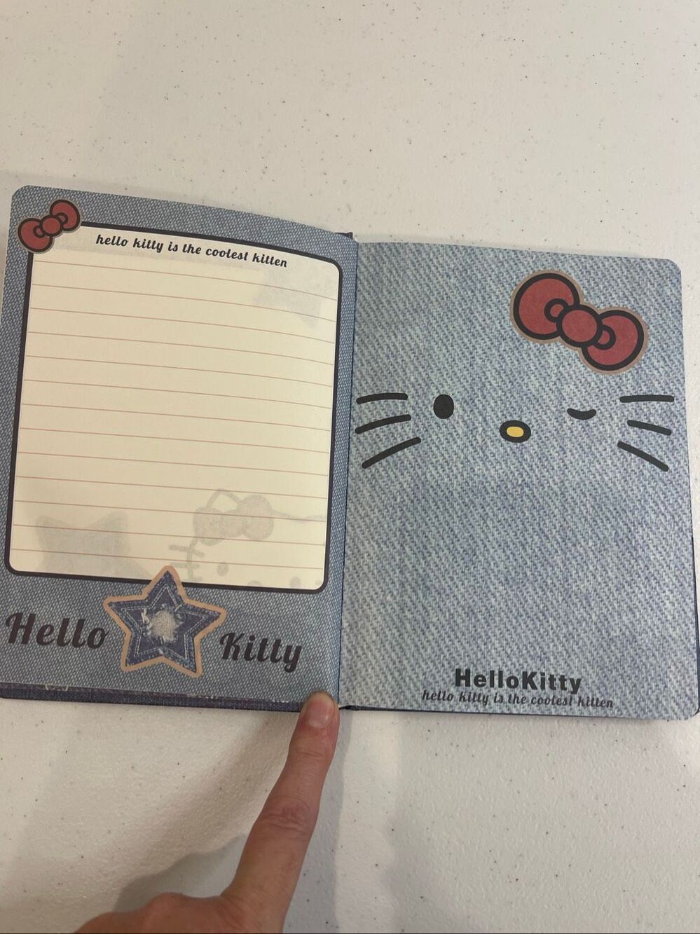 Hello Kitty diary hard cover journal book with pen - Picture 3 of 6